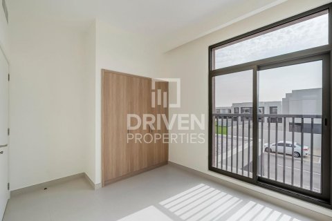 Villa en The Pulse, Dubai South (Dubai World Central), Dubai, 4 dormitorios, 306 m², № 18895 - foto 28