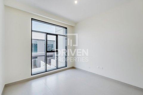 Villa en The Pulse, Dubai South (Dubai World Central), Dubai, 4 dormitorios, 306 m², № 18895 - foto 16