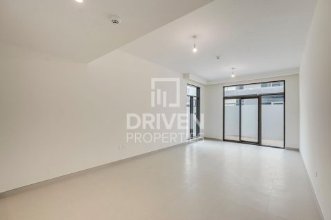 Villa en The Pulse, Dubai South (Dubai World Central), Dubai, 4 dormitorios, 306 m², № 18895 - foto 4