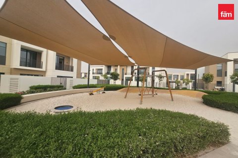 Villa in Dubai 3 bedrooms, 146.3 sq.m. № 123374 - photo 26