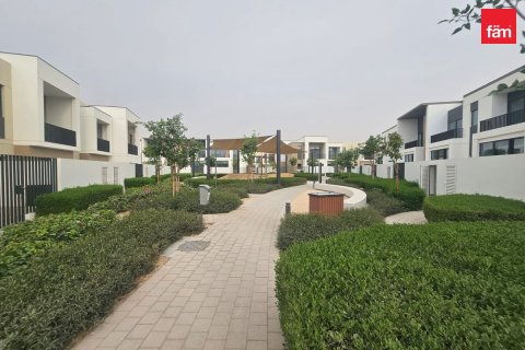 Villa in Dubai 3 bedrooms, 146.3 sq.m. № 123374 - photo 25