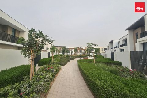 Villa in Dubai 3 bedrooms, 146.3 sq.m. № 123374 - photo 20