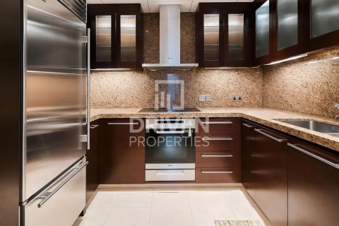 Apartamento en Downtown Dubai (Downtown Burj Dubai), Dubai, 1 dormitorio, 128.02 m², № 142578 - foto 5