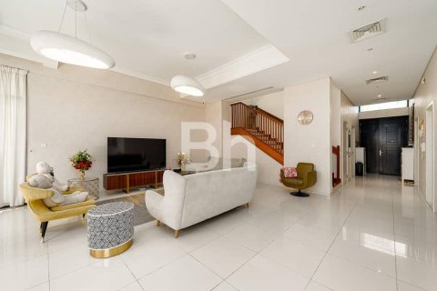 Villa à DAMAC Hills (Akoya by DAMAC), Dubai, 5 chambres, 491 m², № 22029 - photo 4