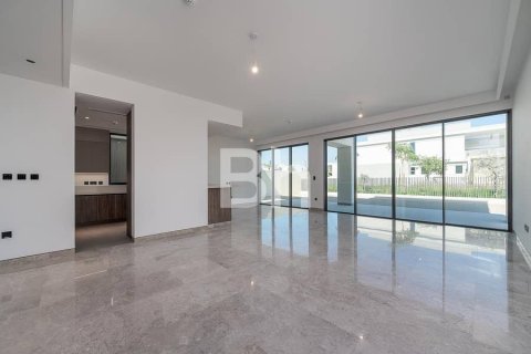Снять в аренду виллу в Tilal Al Ghaf, Дубай: 5 спален, 503м², № 22030 - фото 6