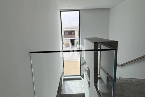 Снять в аренду виллу в Tilal Al Ghaf, Дубай: 5 спален, 503м², № 22030 - фото 23