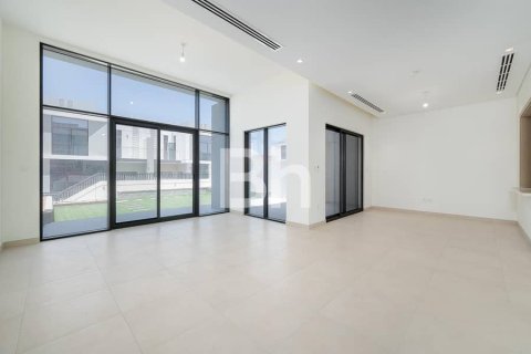 Снять в аренду таунхаус в Al Furjan, Дубай: 3 спальни, 238м², № 22024 - фото 3