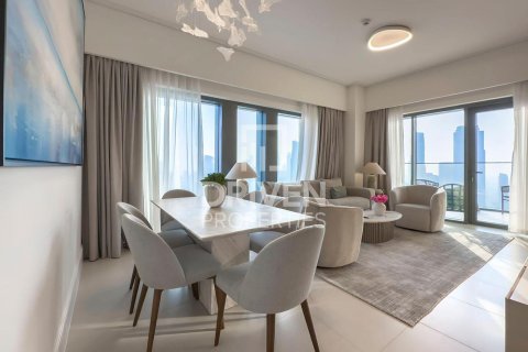 Apartamento en Burj Royale, Downtown Dubai (Downtown Burj Dubai), Dubai, 3 dormitorios, 122.45 m², № 128270 - foto 3