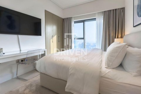 Apartamento en Burj Royale, Downtown Dubai (Downtown Burj Dubai), Dubai, 3 dormitorios, 122.45 m², № 128270 - foto 4