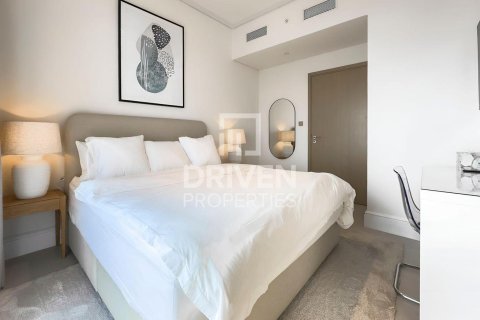 Apartamento en Burj Royale, Downtown Dubai (Downtown Burj Dubai), Dubai, 3 dormitorios, 122.45 m², № 128270 - foto 5