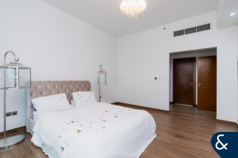 Apartment in Palm Jumeirah, Dubai 2 bedrooms, 174 sq.m. № 91610 - photo 9