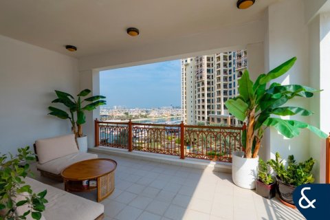 Apartment in Palm Jumeirah, Dubai 2 bedrooms, 174 sq.m. № 91610 - photo 23