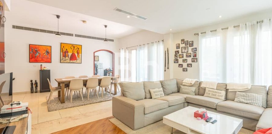 Вилла в Jumeirah Village Triangle, Дубай, 5 спален, 358м², № 21961