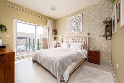 Купить таунхаус в Dubai Land, Дубай: 4 спальни, 217м², № 21955 - фото 12