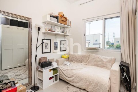 Купить таунхаус в Dubai Land, Дубай: 4 спальни, 217м², № 21955 - фото 10