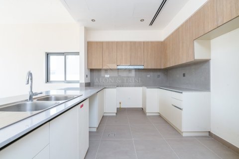 Apartamento en EMAAR Beachfront, Dubai Harbour, Dubai, 2 dormitorios, 129 m², № 60982 - foto 1