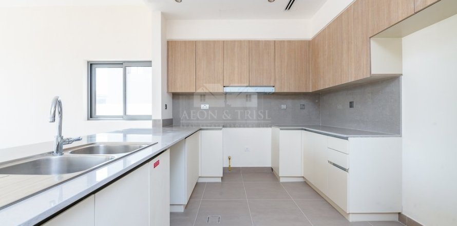 Apartamento en EMAAR Beachfront, Dubai Harbour, Dubai, 2 dormitorios, 129 m², № 60982