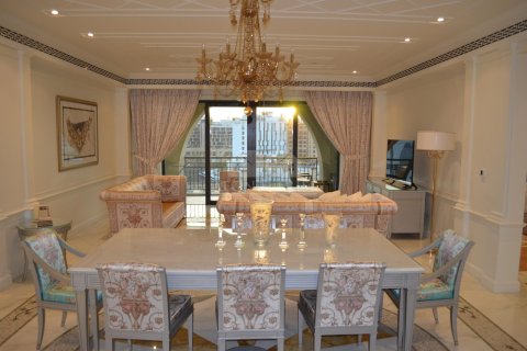Ático en EMAAR Beachfront, Dubai Harbour, Dubai, 6 dormitorios, 1090 m², № 60981 - foto 1