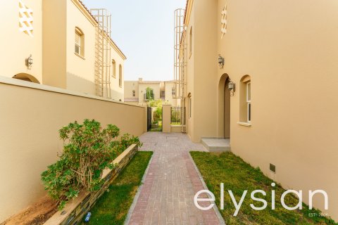 Villa in Bella Casa, Serena, Dubai 3 bedrooms, 211 sq.m. № 37873 - photo 18