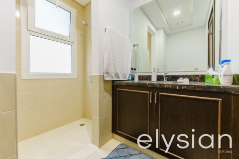 Villa in Bella Casa, Serena, Dubai 3 bedrooms, 211 sq.m. № 37873 - photo 13