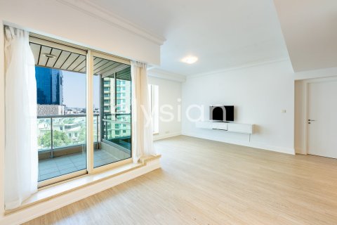 Apartamento en Emaar 6 Towers, Dubai Marina, Dubai, 1 dormitorio, 111 m², № 37879 - foto 3
