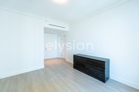 Apartamento en Emaar 6 Towers, Dubai Marina, Dubai, 1 dormitorio, 111 m², № 37879 - foto 13