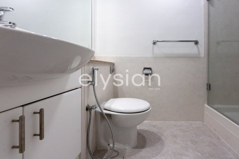 Apartamento en Emaar 6 Towers, Dubai Marina, Dubai, 1 dormitorio, 111 m², № 37879 - foto 17