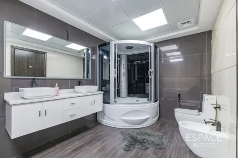 Снять в аренду квартиру в Дубай Марине, Дубай: 4 спальни, 524м², № 62994 - фото 18