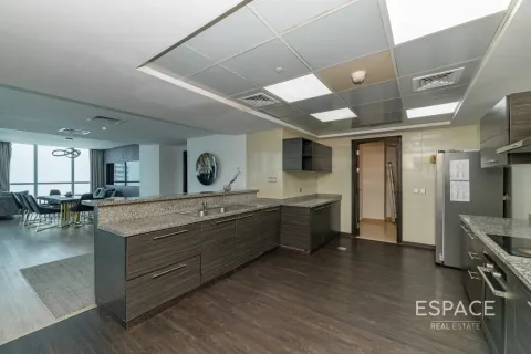 Снять в аренду квартиру в Дубай Марине, Дубай: 4 спальни, 524м², № 62994 - фото 10