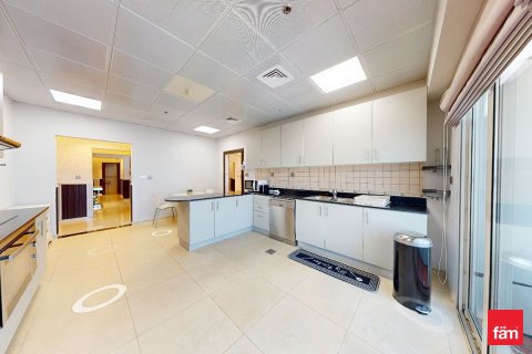 Снять в аренду квартиру в Дубай Марине, Дубай: 4 спальни, 298.4м², № 89222 - фото 24