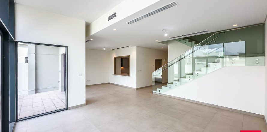 Adosado en Al Furjan, Dubai, 3 dormitorios, 256.5 m², № 11644