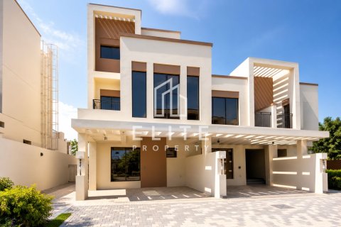 Townhouse in Damac Lagoons, Dubai 5 bedrooms, 299 sq.m. № 121250