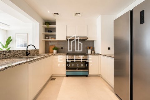 Townhouse in Damac Lagoons, Dubai 5 bedrooms, 299 sq.m. № 121250 - photo 3