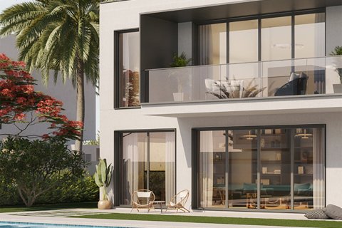 Villa in Dubai 4 bedrooms, 819 sq.m. № 120339 - photo 8