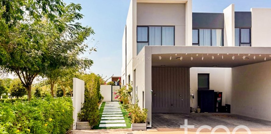 Maison de ville à Dubai, 4 chambres, 215.91 m², № 119492