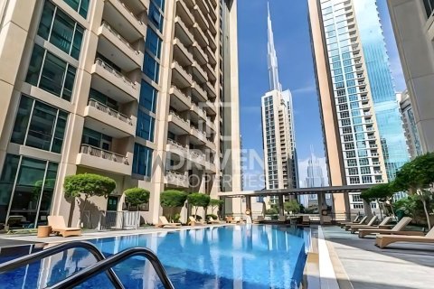 Appartement à Boulevard Central Towers, Downtown Dubai (Downtown Burj Dubai), Dubai, 2 chambres, 107.77 m², № 127887
