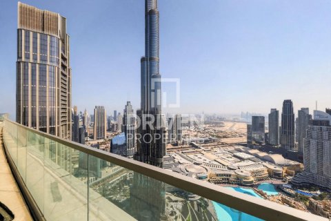 Appartement à Opera District, Downtown Dubai (Downtown Burj Dubai), Dubai, 4 chambres, 240.15 m², № 127891 - photo 2