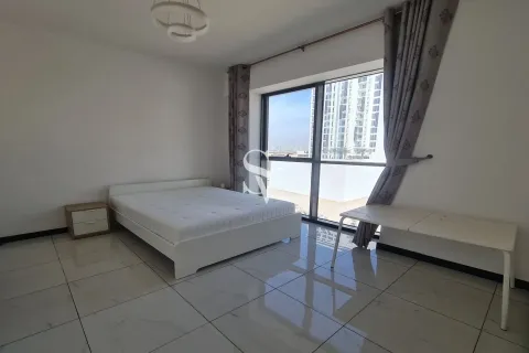 Apartamento en CRYSTAL RESIDENCE en Jumeirah Village Circle, Dubai, 2 dormitorios, 126 m², № 121935 - foto 18