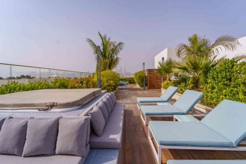 Villa in Dubai 6 bedrooms, 3054 sq.m. № 120378 - photo 30