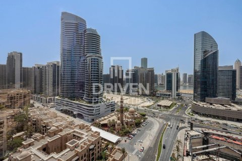 Apartment in Vida Residence Downtown, Downtown Dubai (Downtown Burj Dubai), Dubai 2 bedrooms, 152.45 sq.m. № 127976 - photo 18