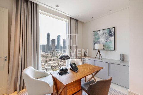 Apartment in Vida Residence Downtown, Downtown Dubai (Downtown Burj Dubai), Dubai 2 bedrooms, 152.45 sq.m. № 127976 - photo 8