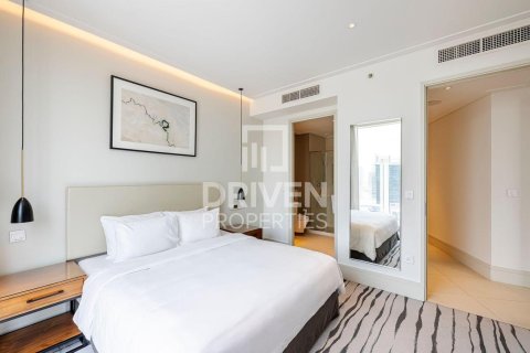 Apartment in Vida Residence Downtown, Downtown Dubai (Downtown Burj Dubai), Dubai 2 bedrooms, 152.45 sq.m. № 127976 - photo 11