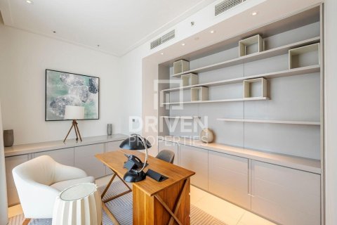 Apartment in Vida Residence Downtown, Downtown Dubai (Downtown Burj Dubai), Dubai 2 bedrooms, 152.45 sq.m. № 127976 - photo 7