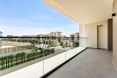 Villa à Jebel Ali, Dubai, 4 chambres, 656.45 m², № 128020 - photo 15