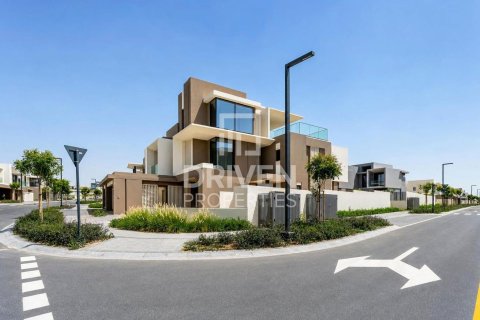 Villa à Jebel Ali, Dubai, 4 chambres, 656.45 m², № 128020