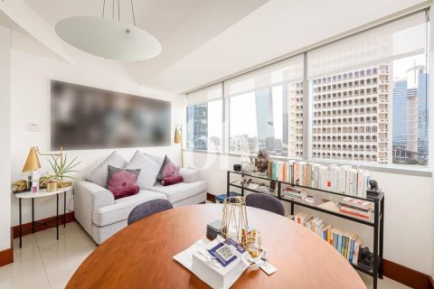 Apartamento en Dubai, 1 dormitorio, 90 m², № 56365 - foto 2