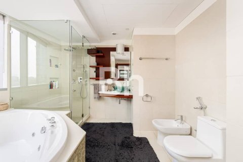 Apartment in Dubai 1 bedroom, 90 sq.m. № 56365 - photo 5