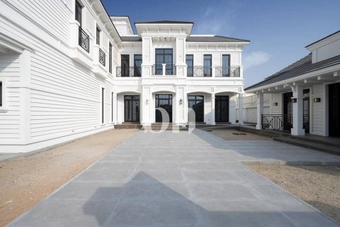 Villa en Al Barsha, Dubai, 5 dormitorios, 680 m², № 57623 - foto 2