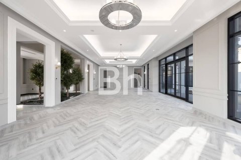 Villa in Al Barsha, Dubai 5 bedrooms, 680 sq.m. № 57623 - photo 7