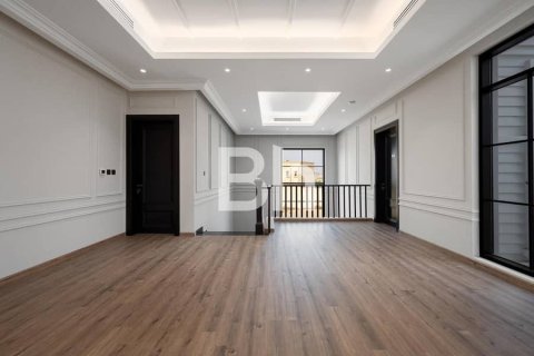 Villa in Al Barsha, Dubai 5 bedrooms, 680 sq.m. № 57623 - photo 10